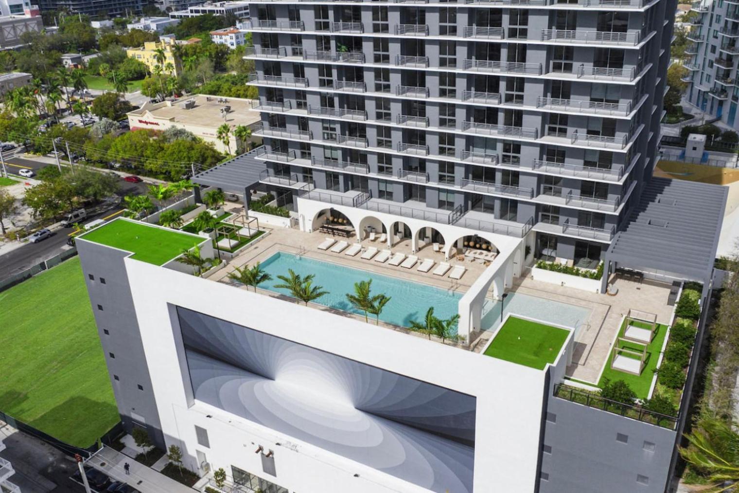 Blueground Edgewater Pool Ac Balcony Gym Mia-111 Apartment *